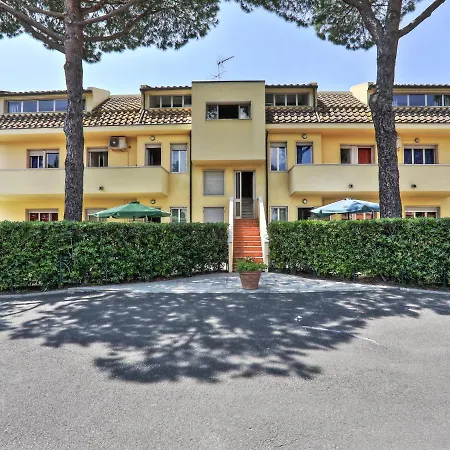 Riviera 9 By Interhome * Marina di Cecina